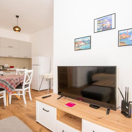 Al Mare Apartments Kotor Exteriér fotografie